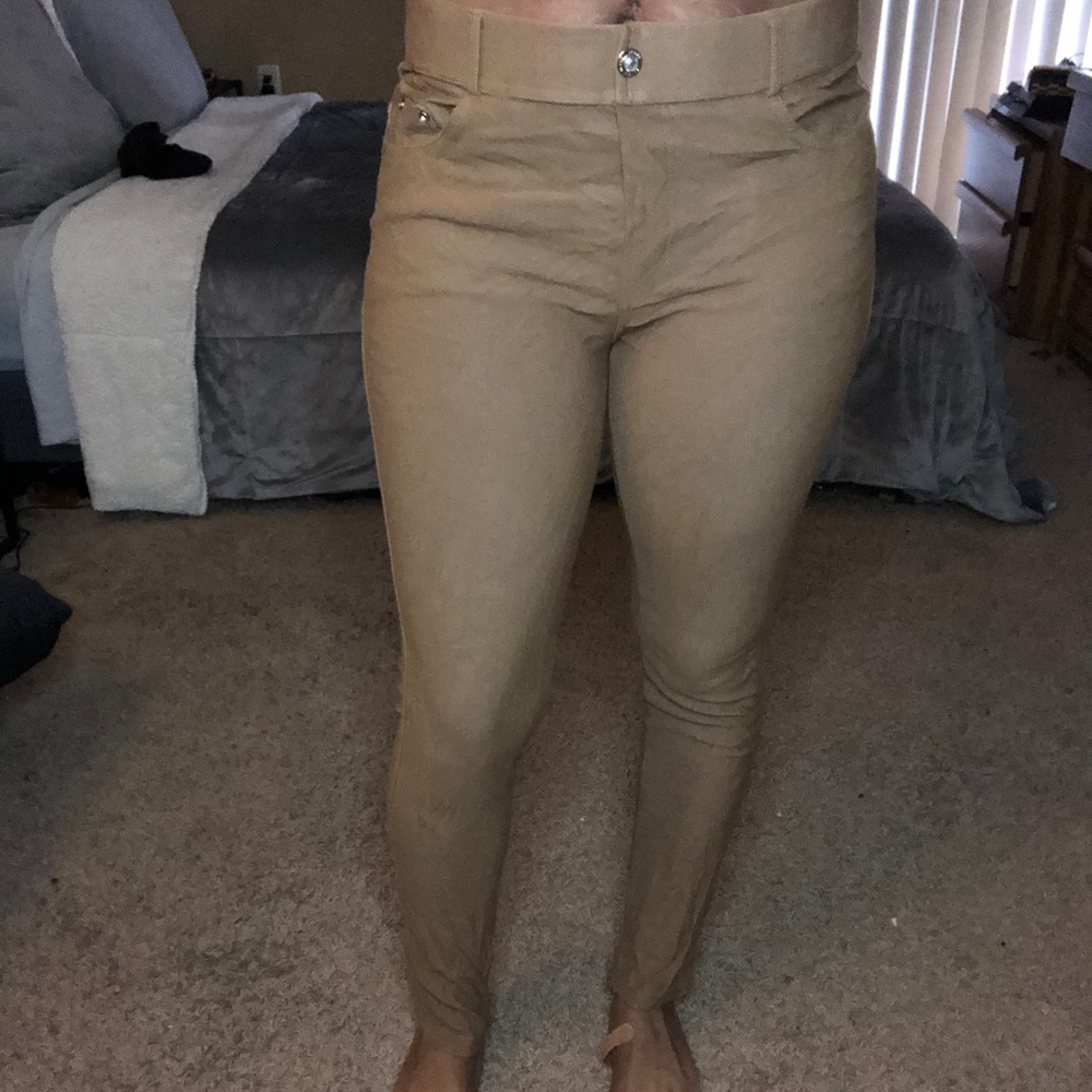 Tan pants/leggings